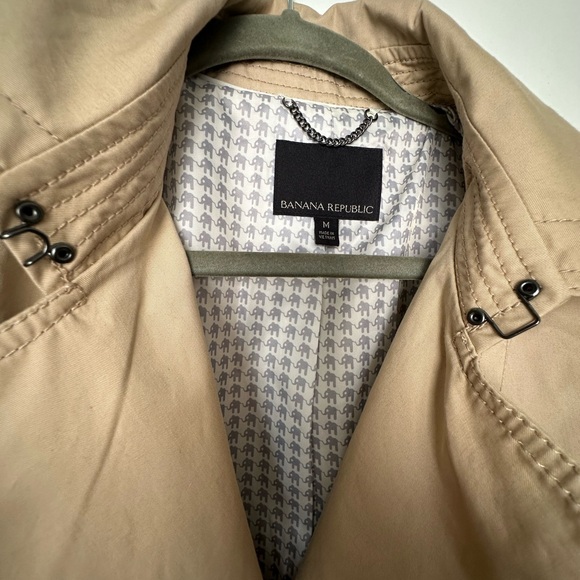 Banana Republic trench coat - Picture 2 of 6